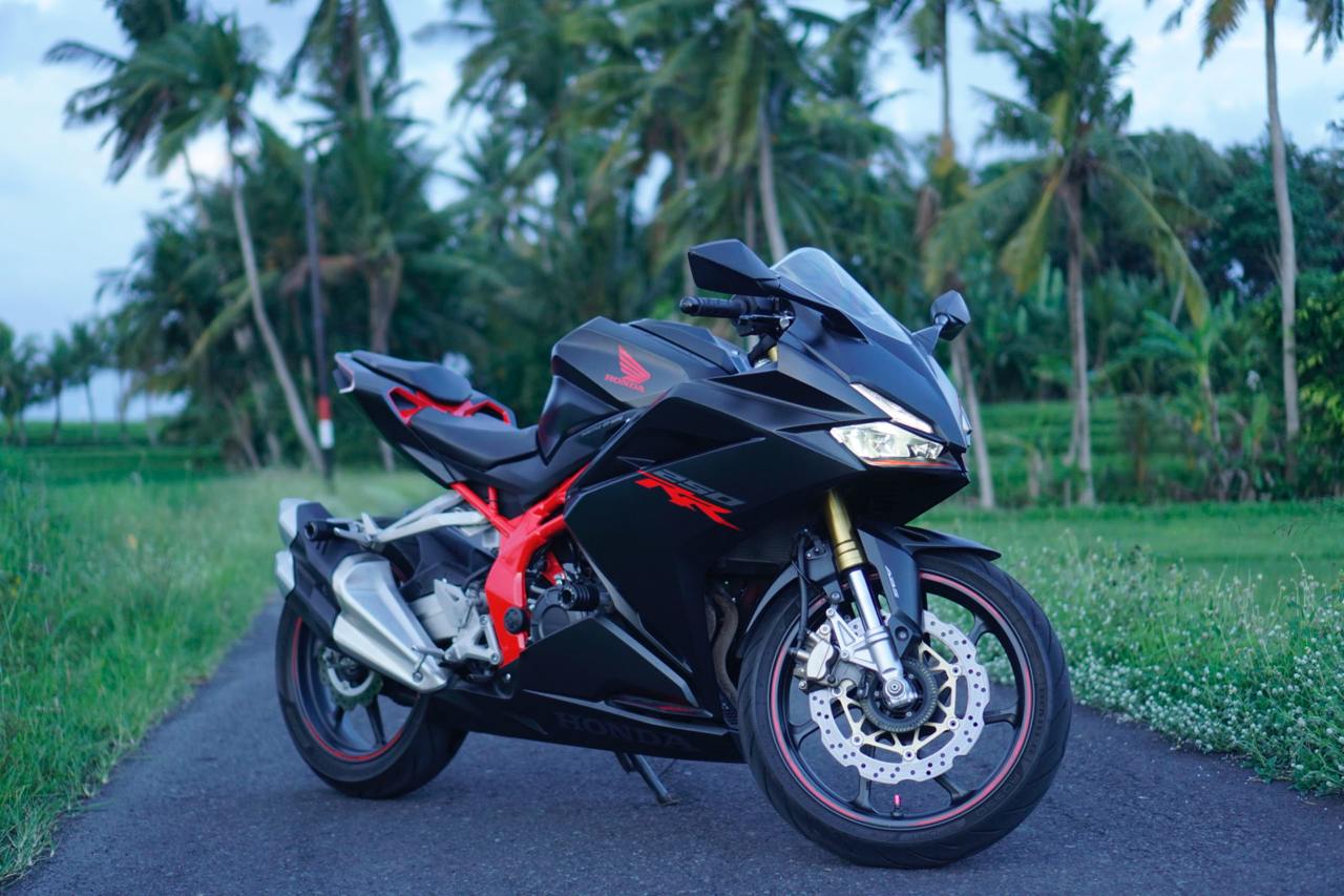 Honda CBR 250RR ABS Black-Red