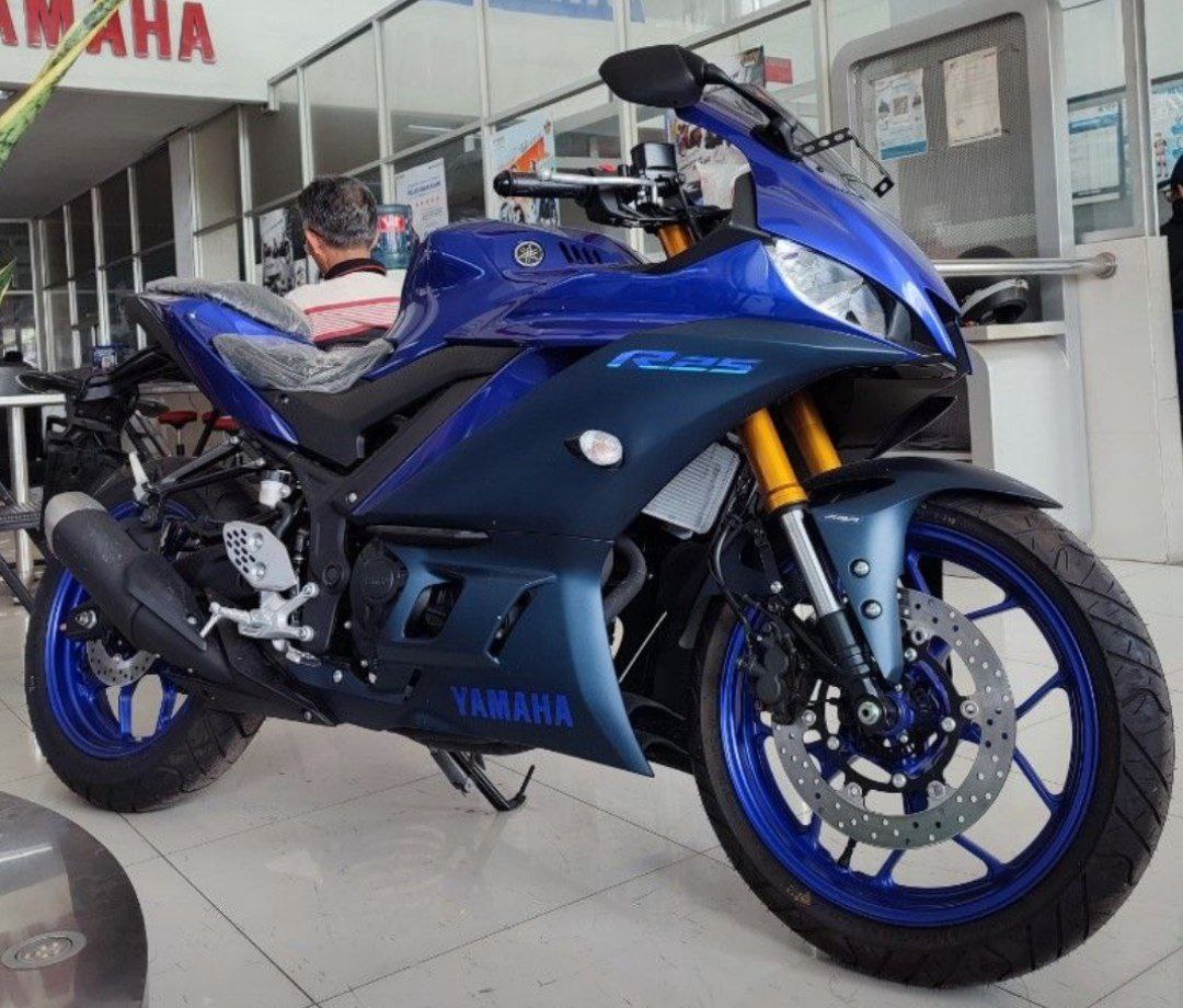 Yamaha R25 ABS new
