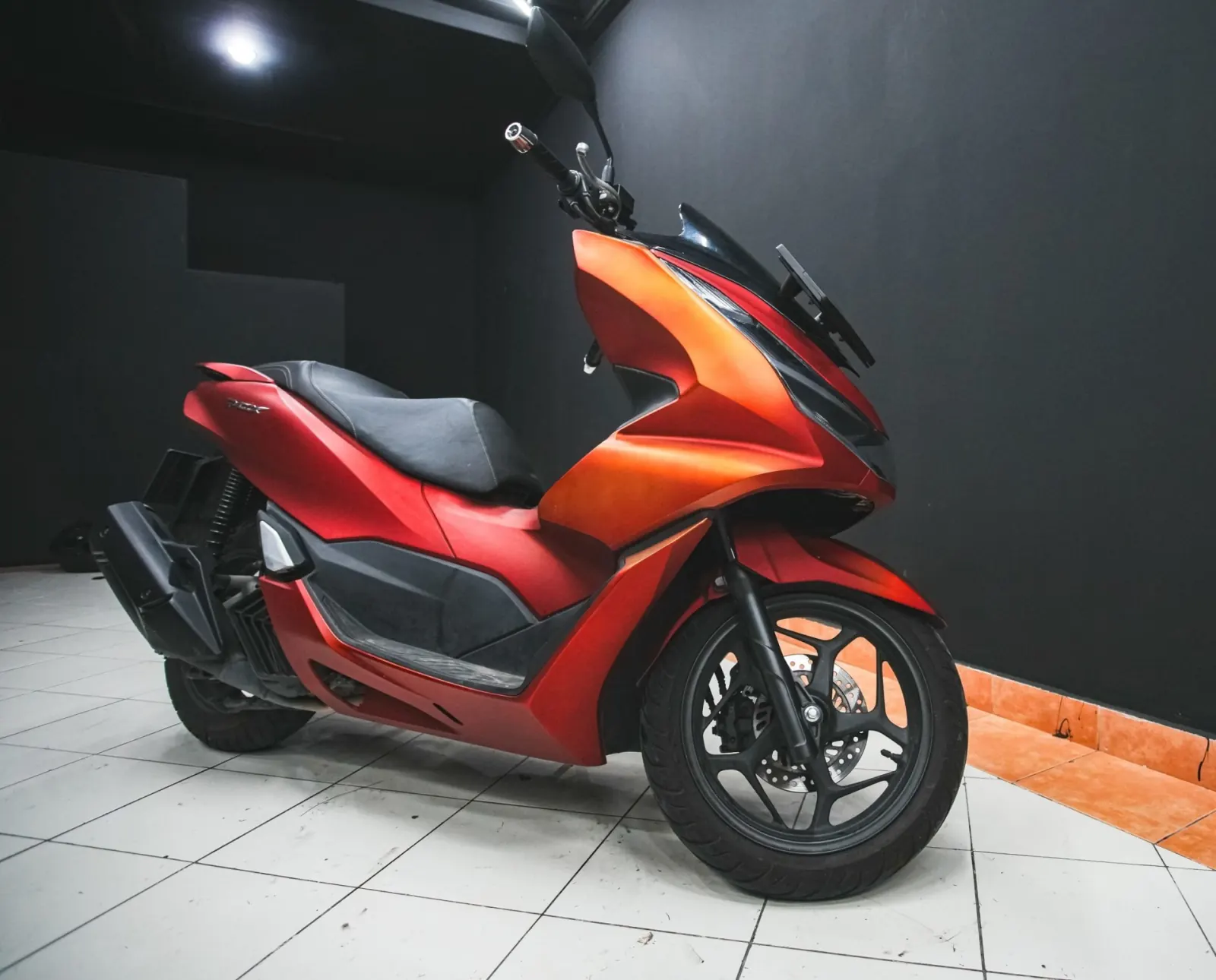 Honda PCX Red 2