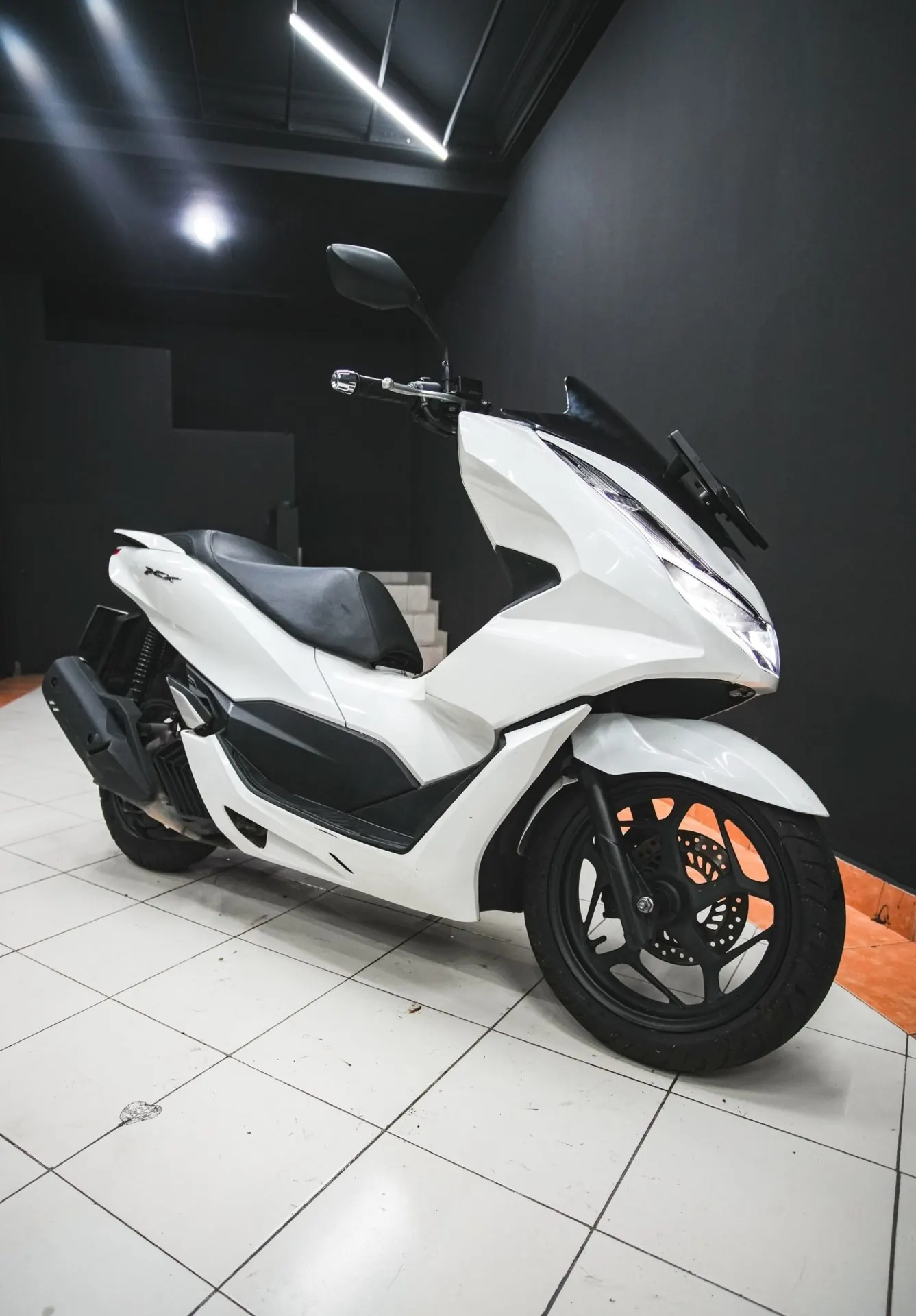 Honda PCX White 150cc 1