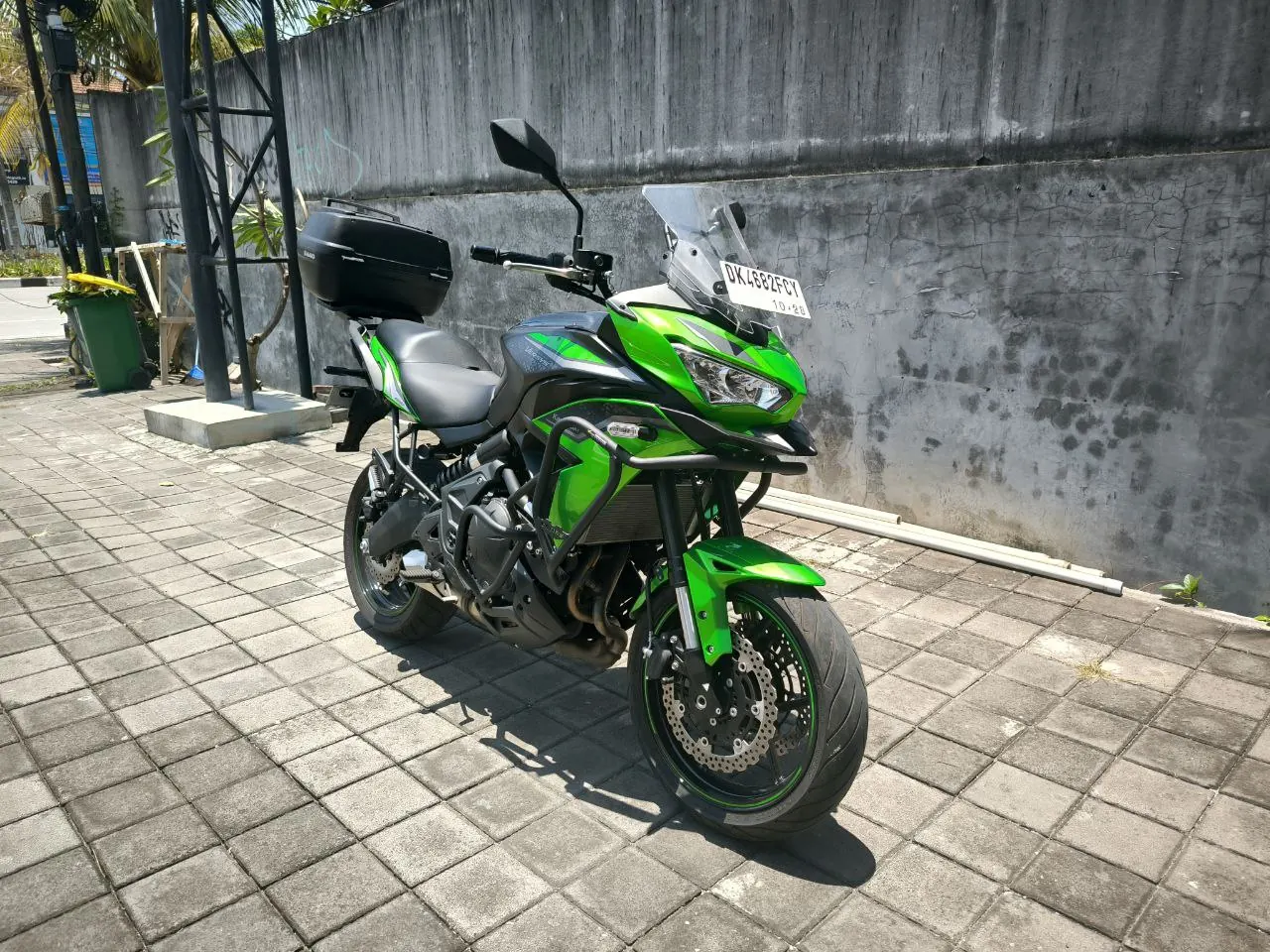 Kawasaki versys 650 abs 1