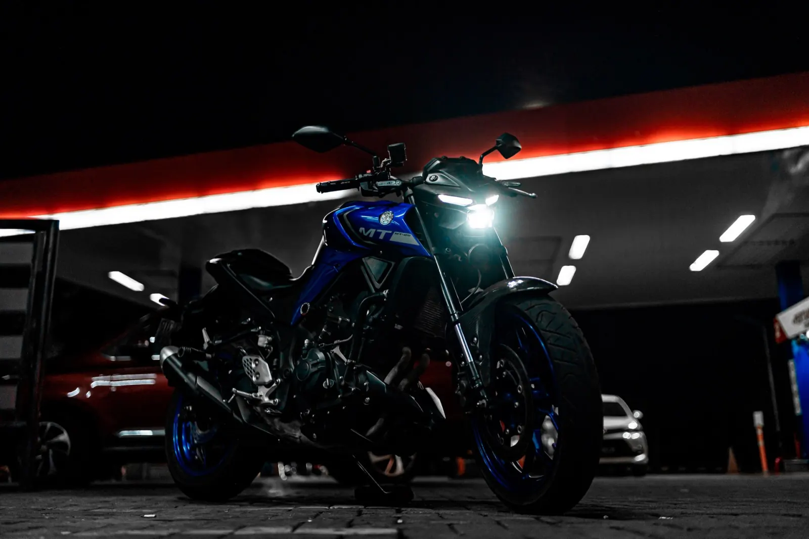 Yamaha MT25 Blue 3