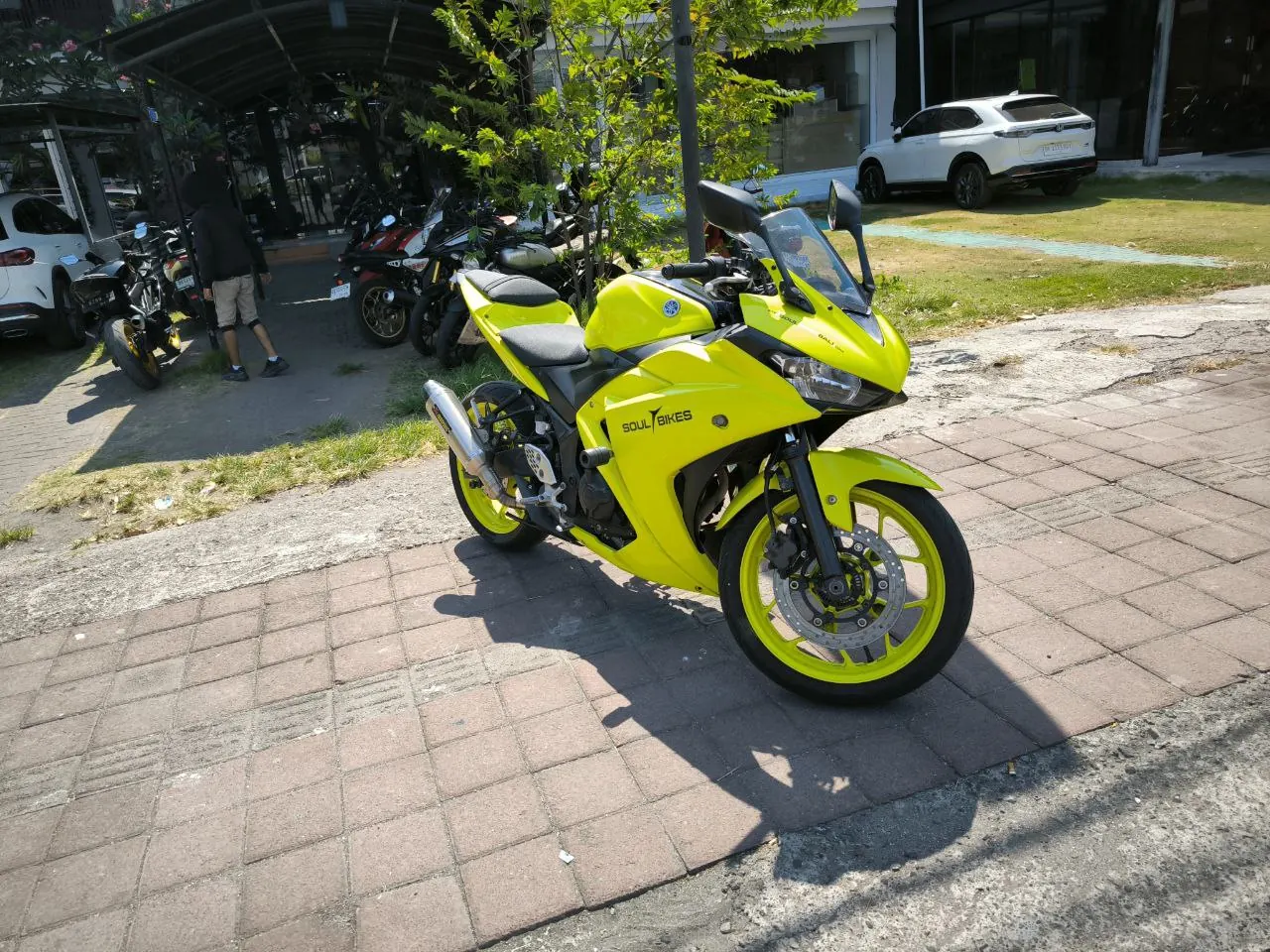 Yamaha R25 ABS Yellow 5