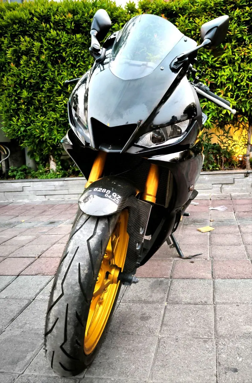 Yamaha R3 ABS 1