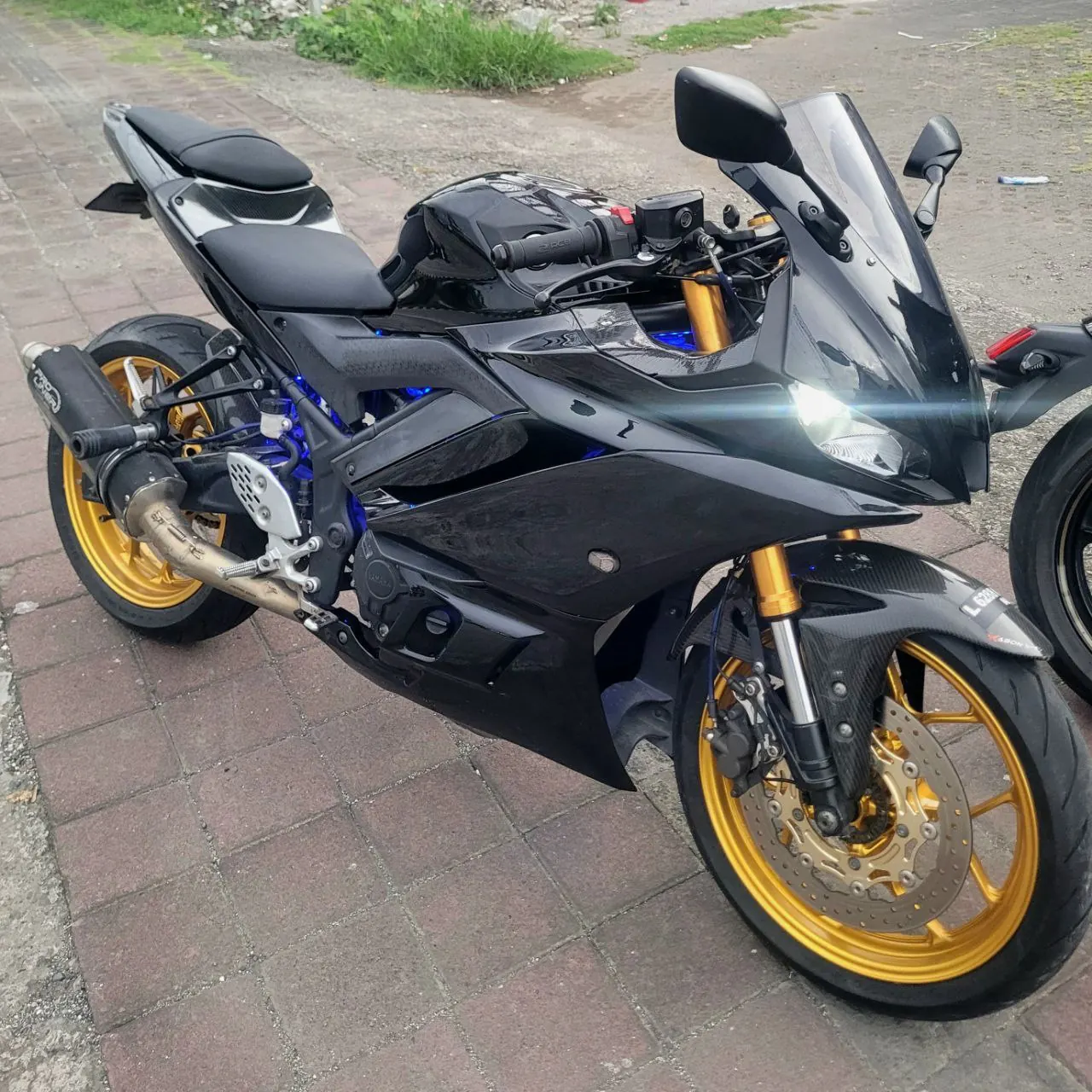 Yamaha R3 ABS Black Carbon 1 1