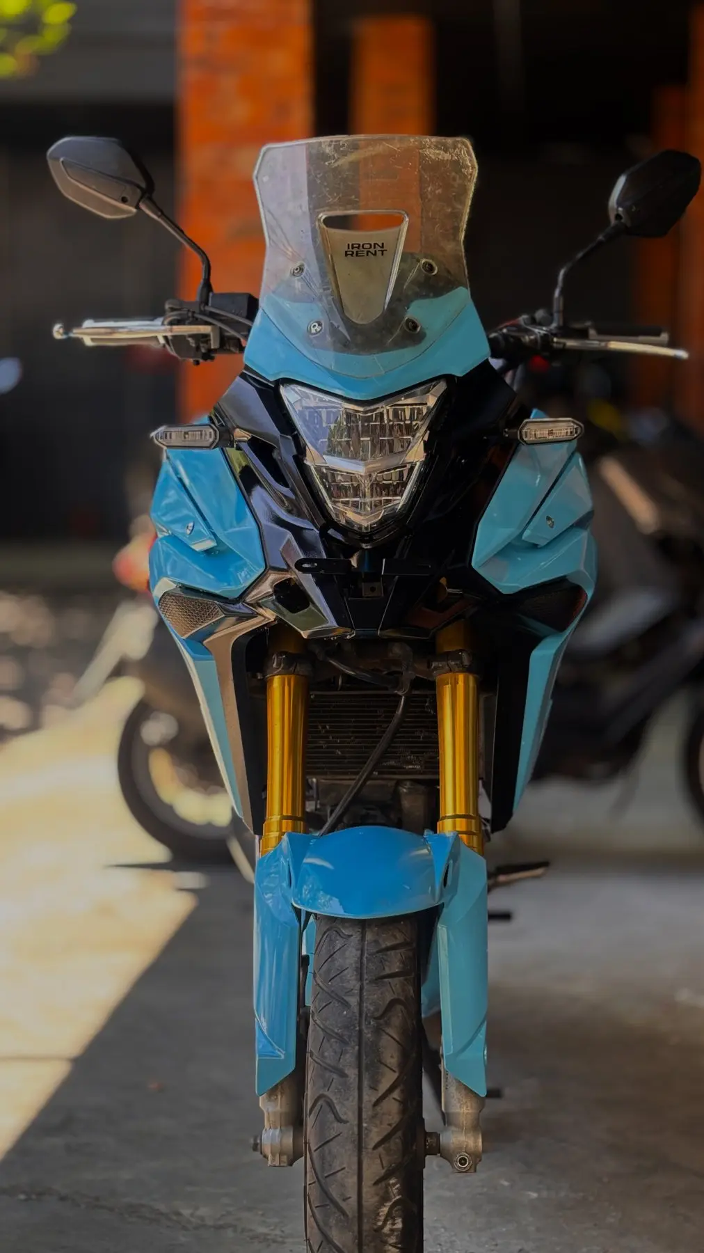 Honda CB150X Custom Blue